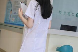 秀人网 - 艾小青黑白写真:一言不合就来一全民互动的套图派对