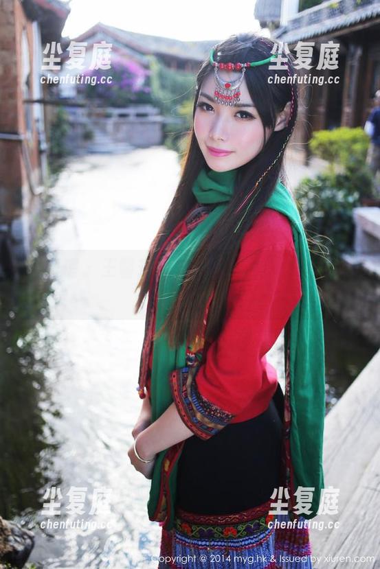 美媛馆-王馨瑶 美媛馆 - 王馨瑶的自拍教科书:在线学习姿势