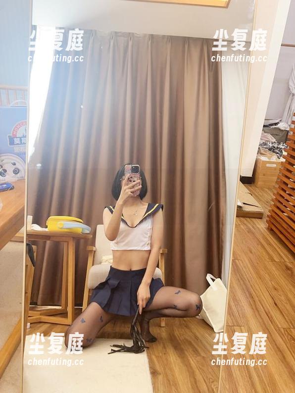 微密圈 - 看，胜利的小生活的旗袍图包，精选里的每一张都是一桩小情事。
