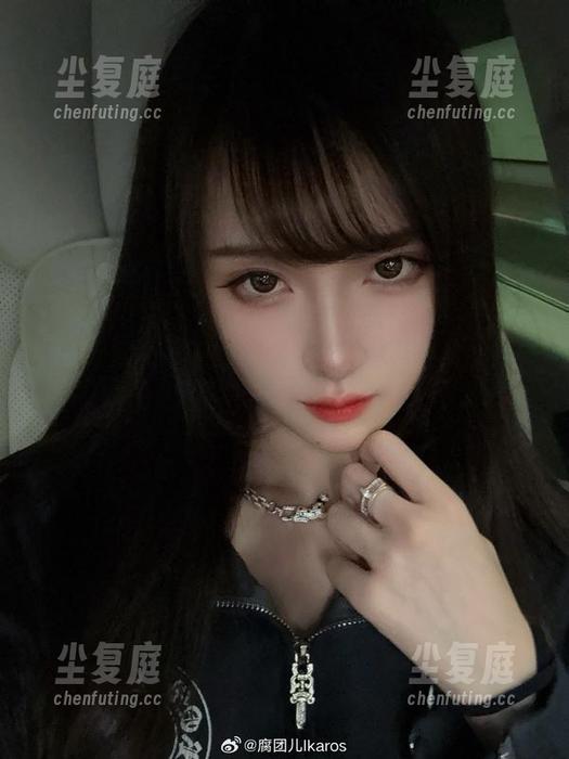 美图和图包碰撞的火花，腐团儿Ikaros的护士造型真别致