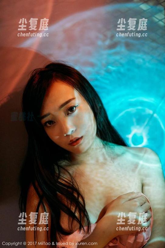 蜜桃社 - 冰露私房旗袍：小心别被美艳闪瞎眼。
