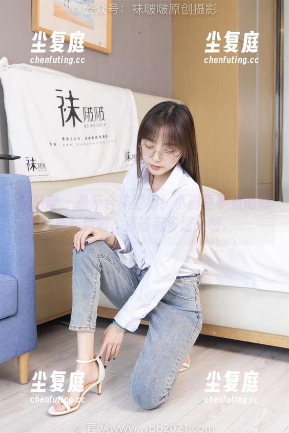 袜啵啵-小甜豆 袜啵啵 - 最新合集登场!小甜豆学姐的顽皮与纯真,那该有多迷人啊。