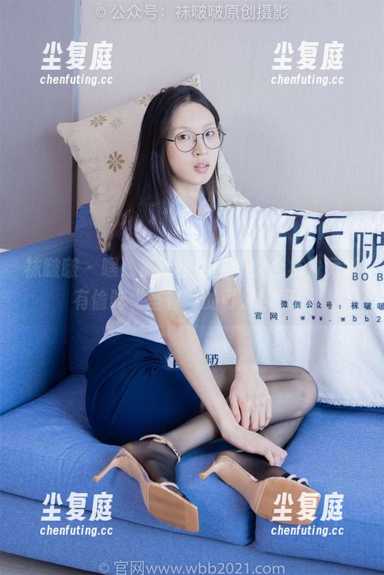 袜啵啵 - 嘿！最新甜甜圈修女合集，竟然有偷吃“圣餐”的可爱瞬间！