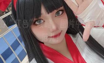 许枳的“红色”攻略,图片中满满的女神范儿!