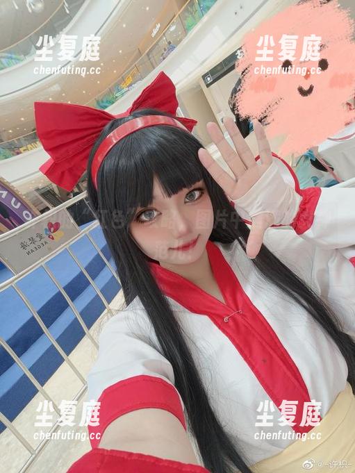 许枳 许枳的“红色”攻略,图片中满满的女神范儿!