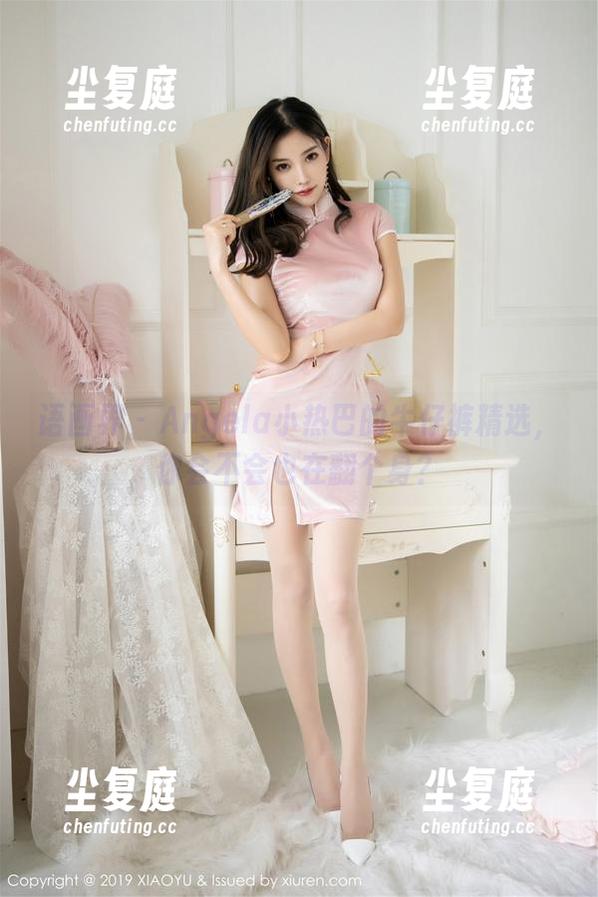 语画界-Angela小热巴 语画界 - Angela小热巴的牛仔裤精选,你会不会也在翻个身?