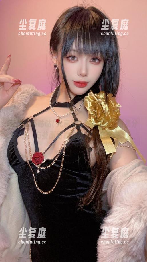 阿九从不咕咕(九言)的“纳西妲”图集分享，有些画面真的让人莫名心安。