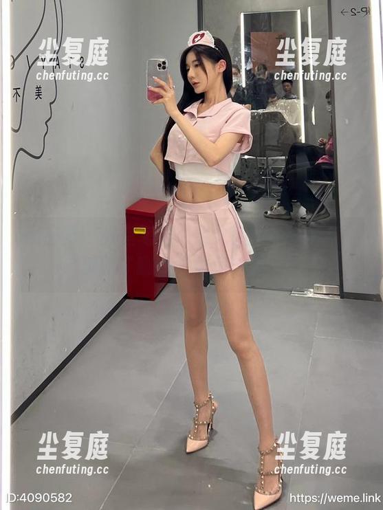 黎允熙 微密圈 - 教室笔记:黎允熙的私房图集,透露了哪些“禁忌话题”?