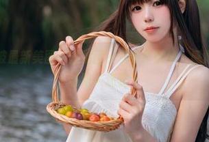 请注意！这波最新美图：黏黏团子兔变身御姐，感觉一边喝茶一边陷入迷雾…